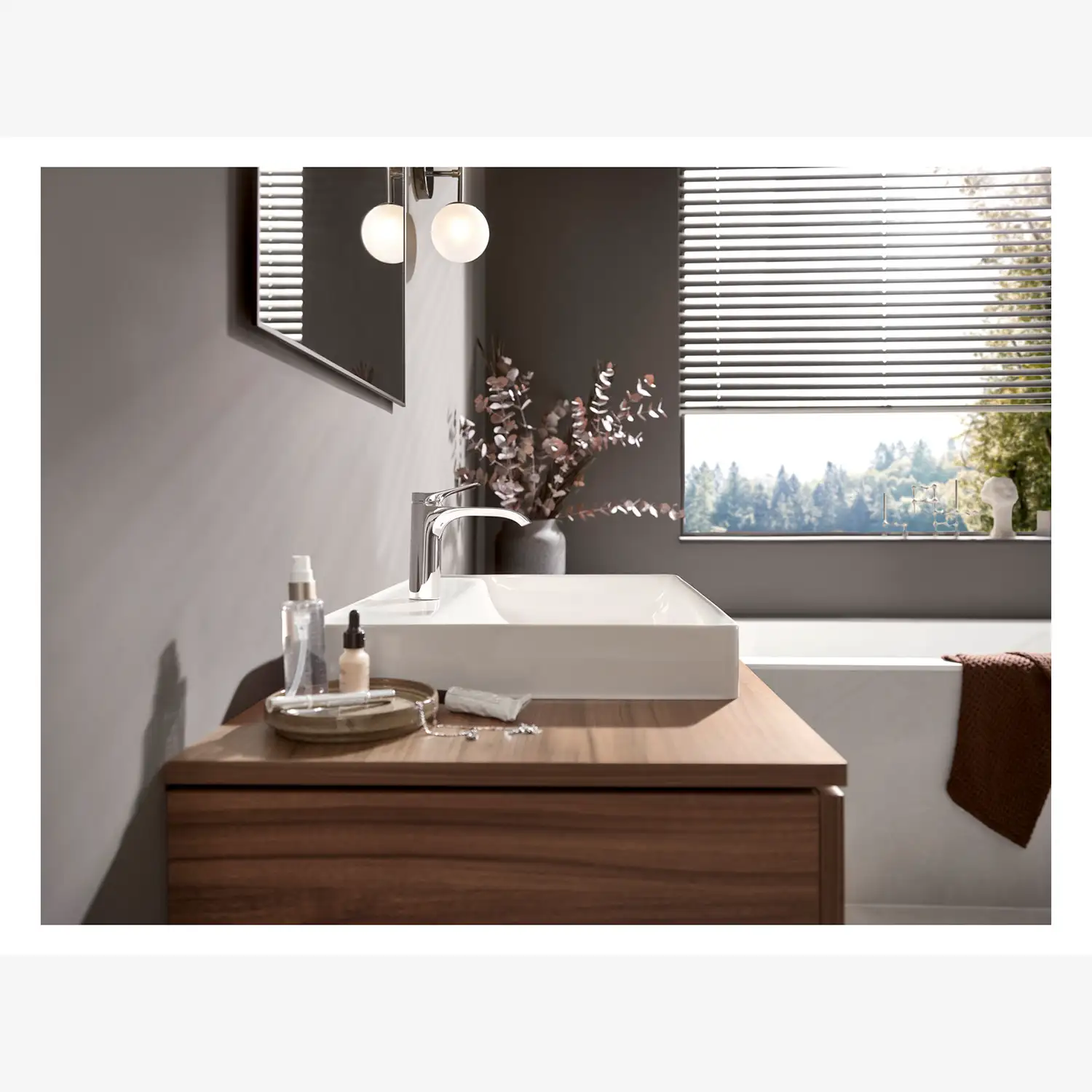 Hansgrohe Vivenis 110 Waschtischarmatur Chrom mit Ablaufgarnitur WaterfallStream