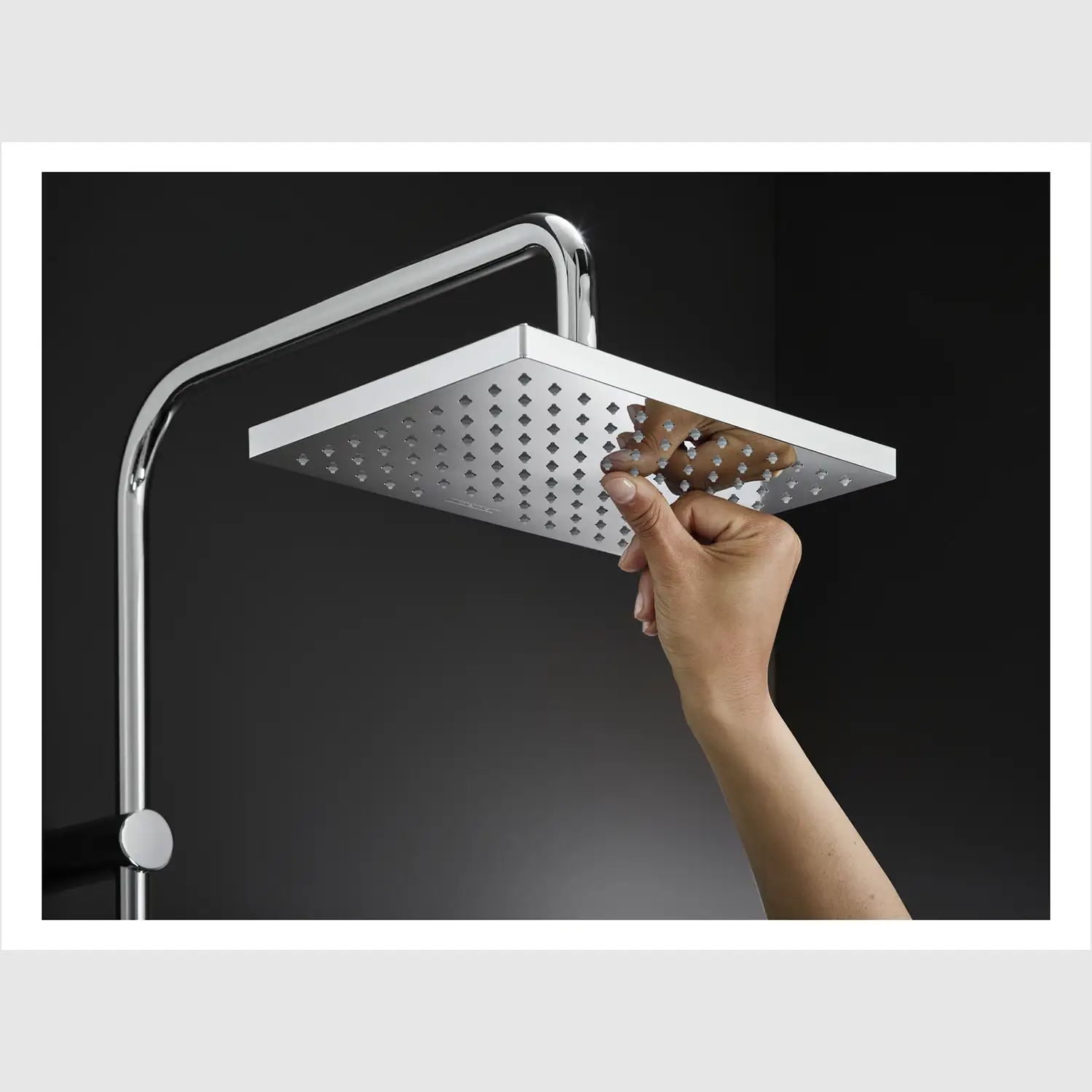 Hansgrohe Vernis Shape 230 Regendusche Showerpipe mit Thermostat Chrom Hansgrohe Vernis Shape 230 Regendusche Showerpipe mit Thermostat Chrom