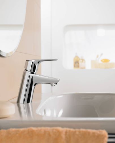 hansgrohe Focus Einhebel-Waschtischmischer 70 mit Zugstangen-Ablaufgarnitur hansgrohe Focus Einhebel-Waschtischmischer 70 mit Zugstangen-Ablaufgarnitur